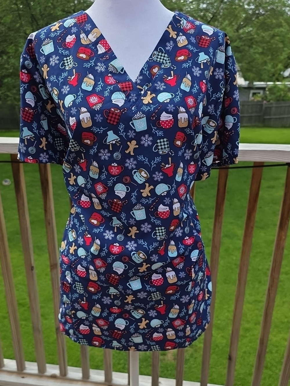 NWOT Prints By Maevn Scrub Top XL